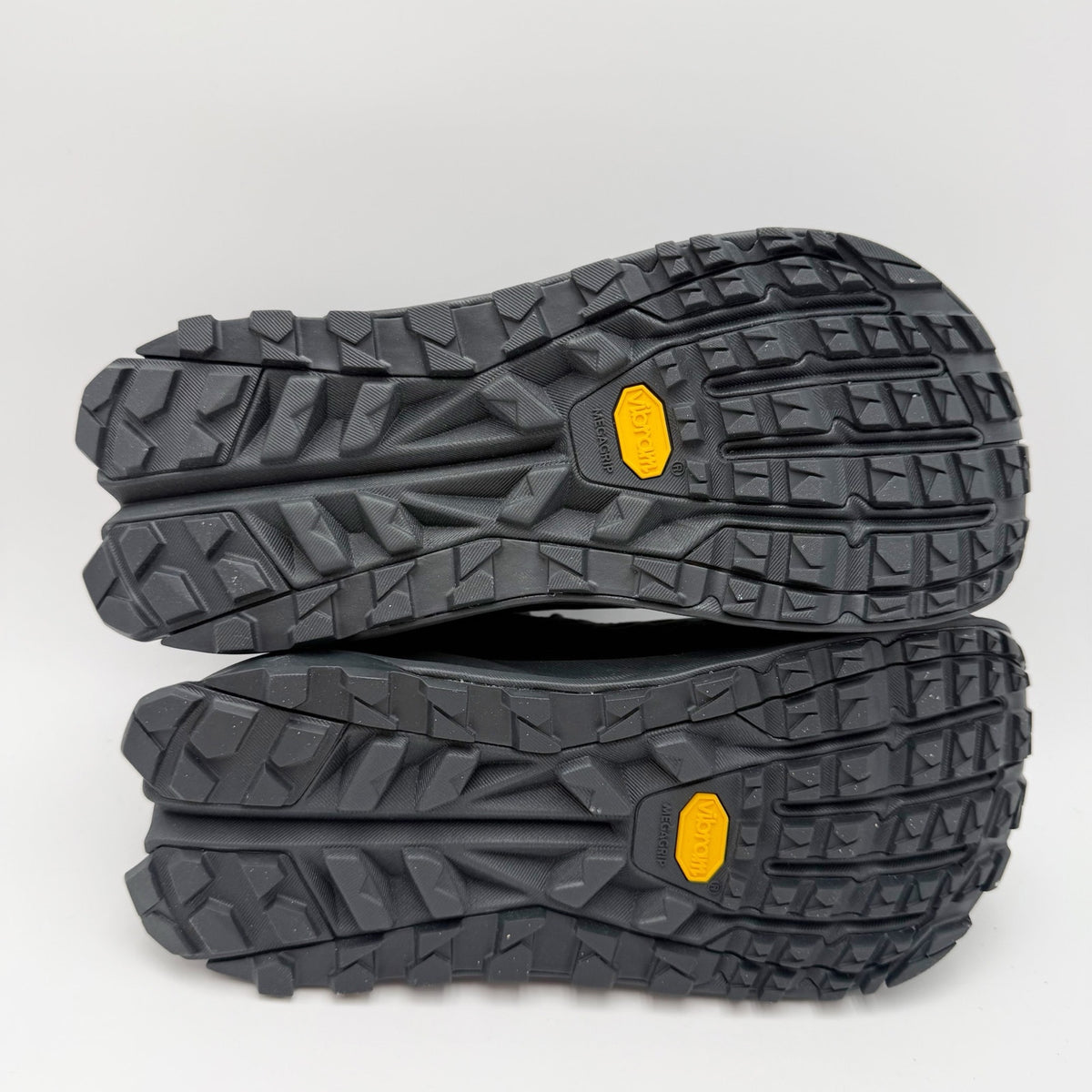 Altra Womens Olympus 6 Hike Low GTX Shoes Size 9 Black Waterproof Athletic NIB