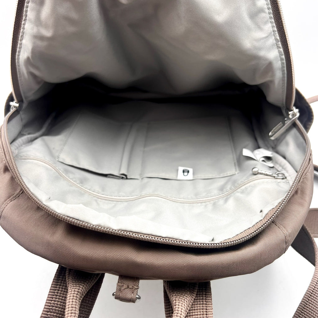 BAGGALLINI Securtex Anti-Theft Vacation Backpack Beige Portobello NWOT