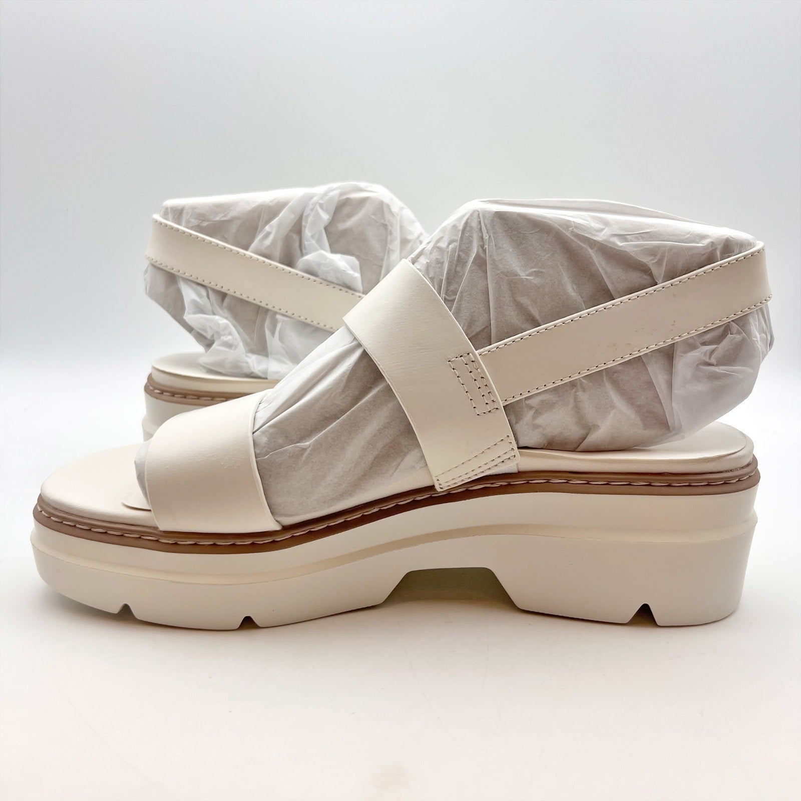 Naturalizer Womens Darry-Sling Sandals Size 8.5 M White Leather Lug Sole NIB
