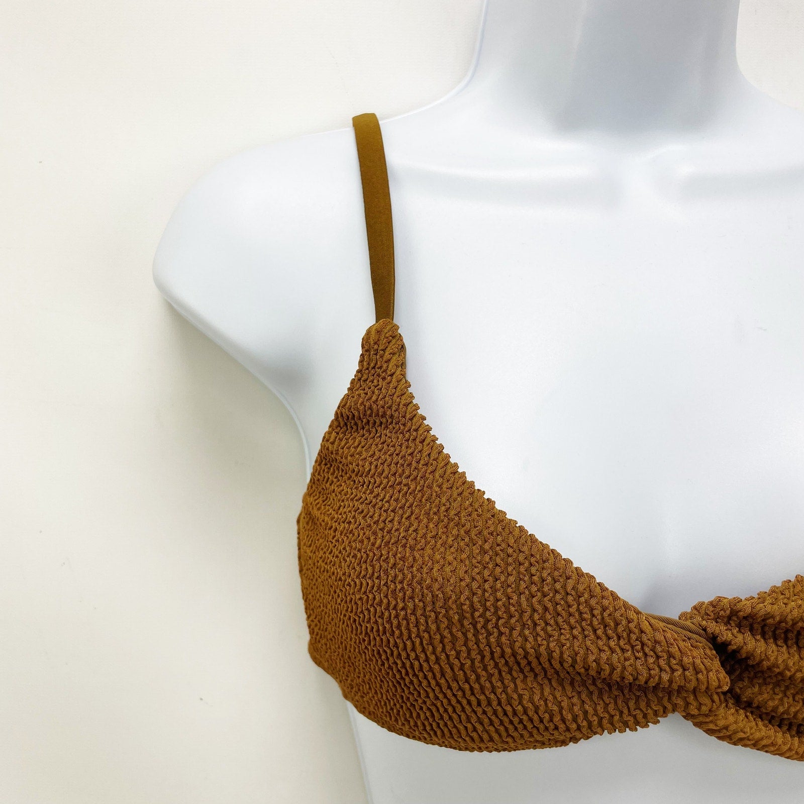 Good American Always Fits Twisted Bikini Top Size 2 MEDIUM Swim Bronze Brown NWT
