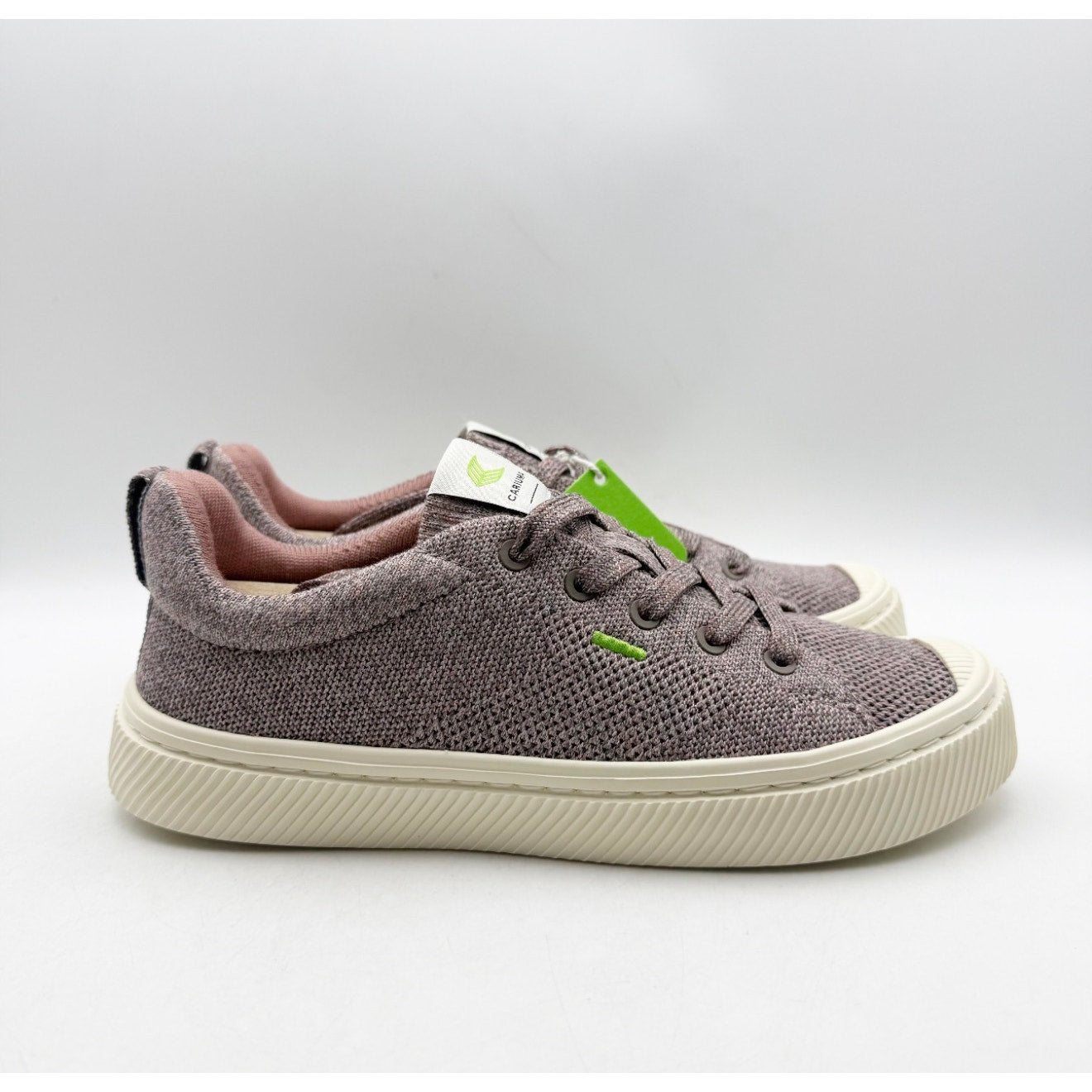Cariuma Womens IBI Low Sneakers Size 7 Stone Blush Pink Bamboo Knit Casual NIB