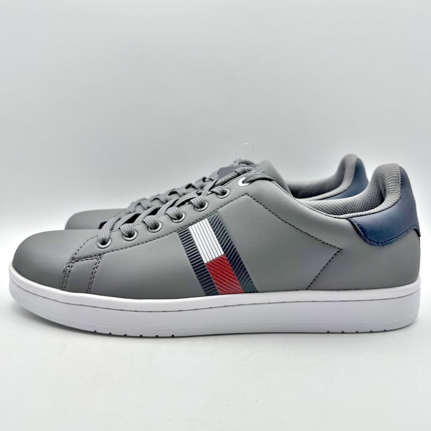 Tommy Hilfiger Mens Lampkin Flag Cup-Sole Low Top Sneakers US 12 Grey NIB
