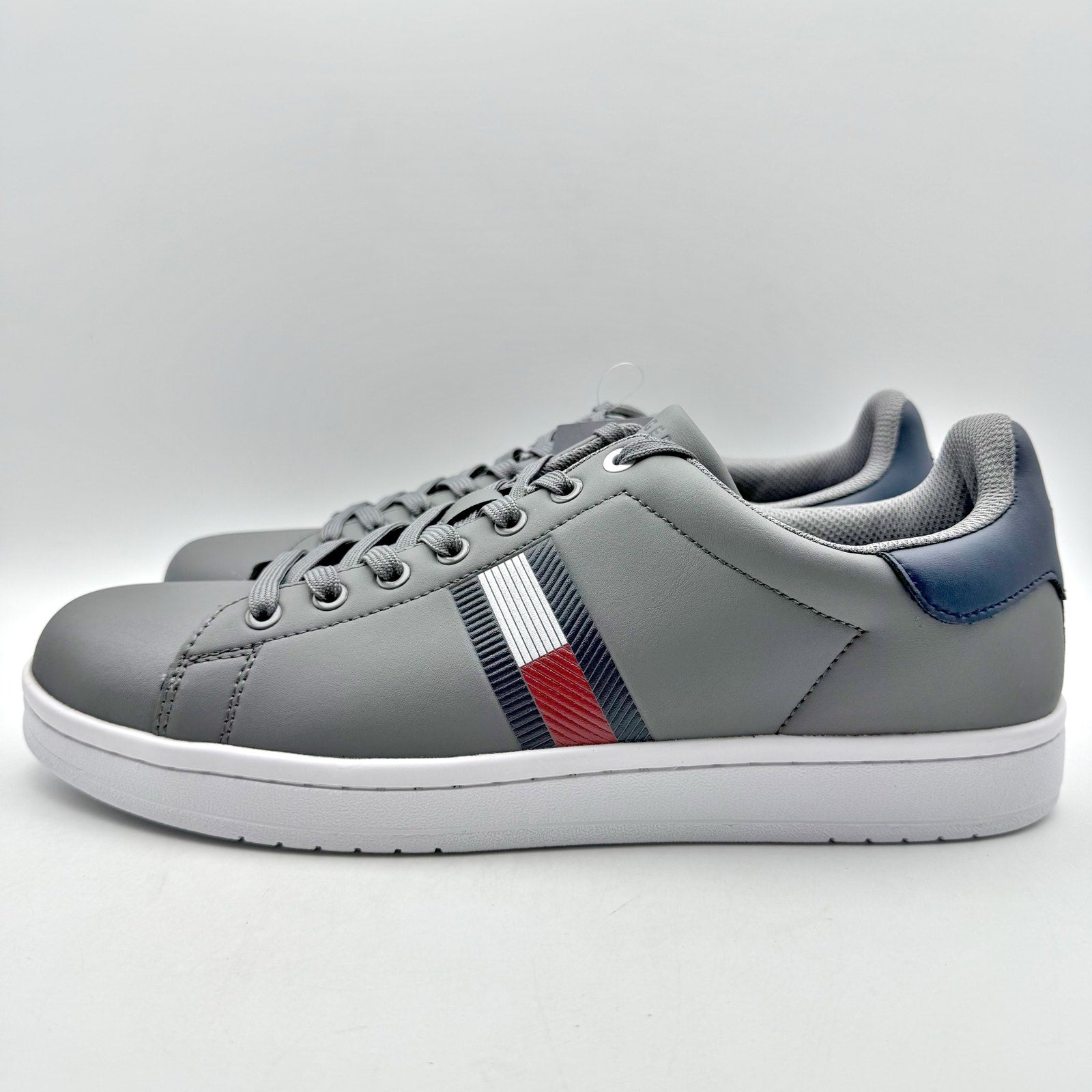 Tommy Hilfiger Mens Lampkin Flag Low Top Sneakers US 12 Grey  Cup-Sole NIB