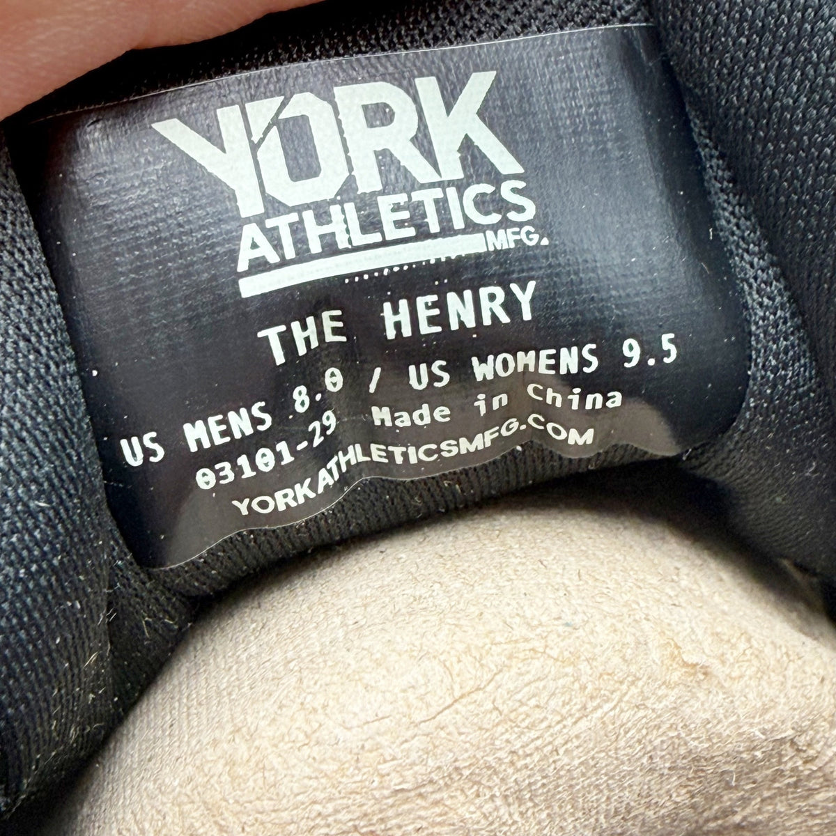 YORK Mens The Henry Runner Athletic Shoes Size 8 Black Cream Sneakers NIB