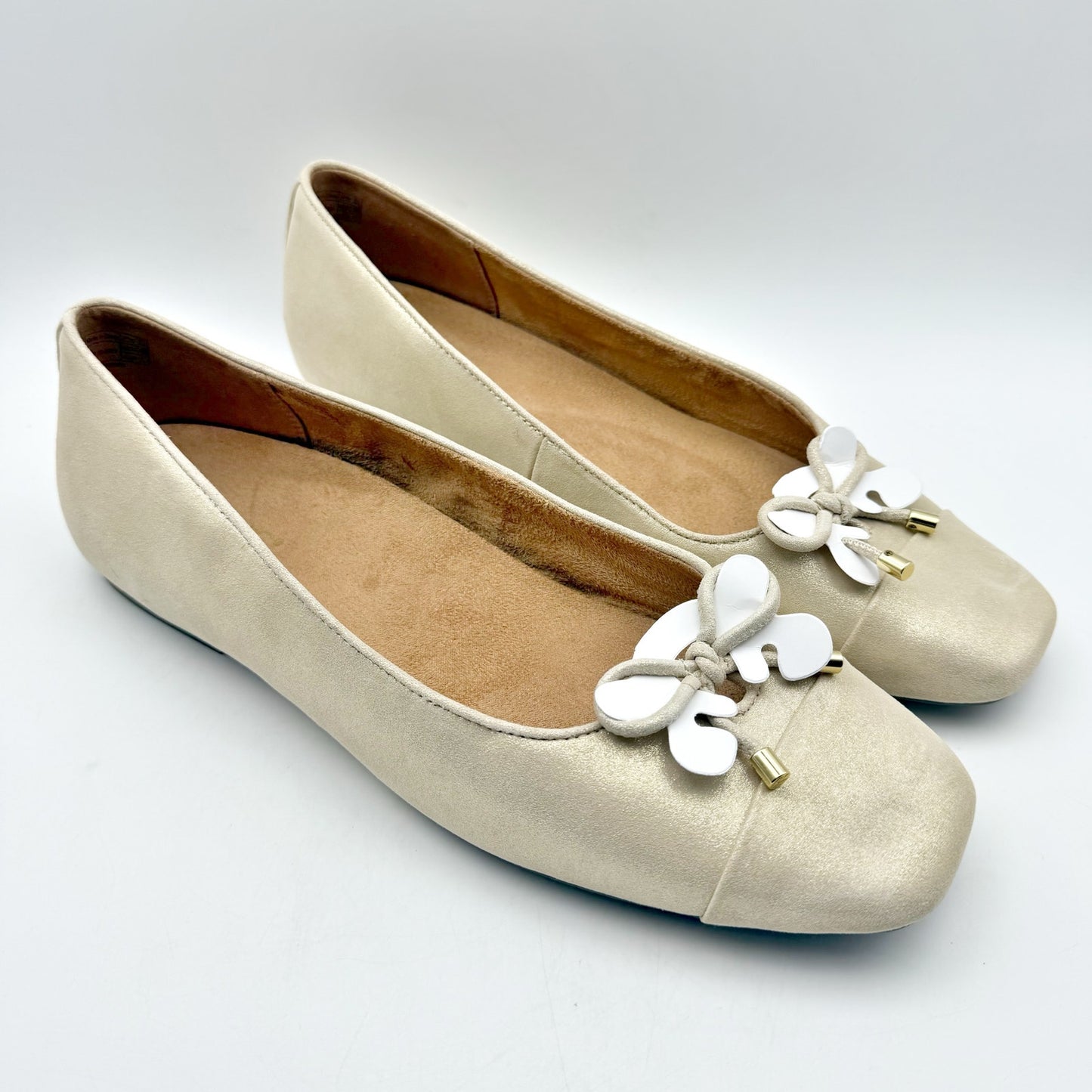 VIONIC Womens Klara Flats US 13 M EU 45 Gold Metal Leather