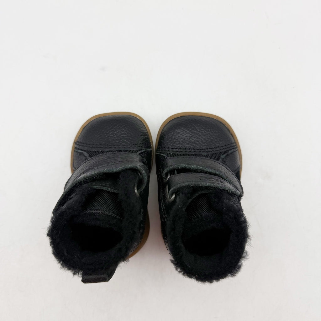 UGG Baby Rennon ll Boots US 0/1 XS Black Suede Leather NIB