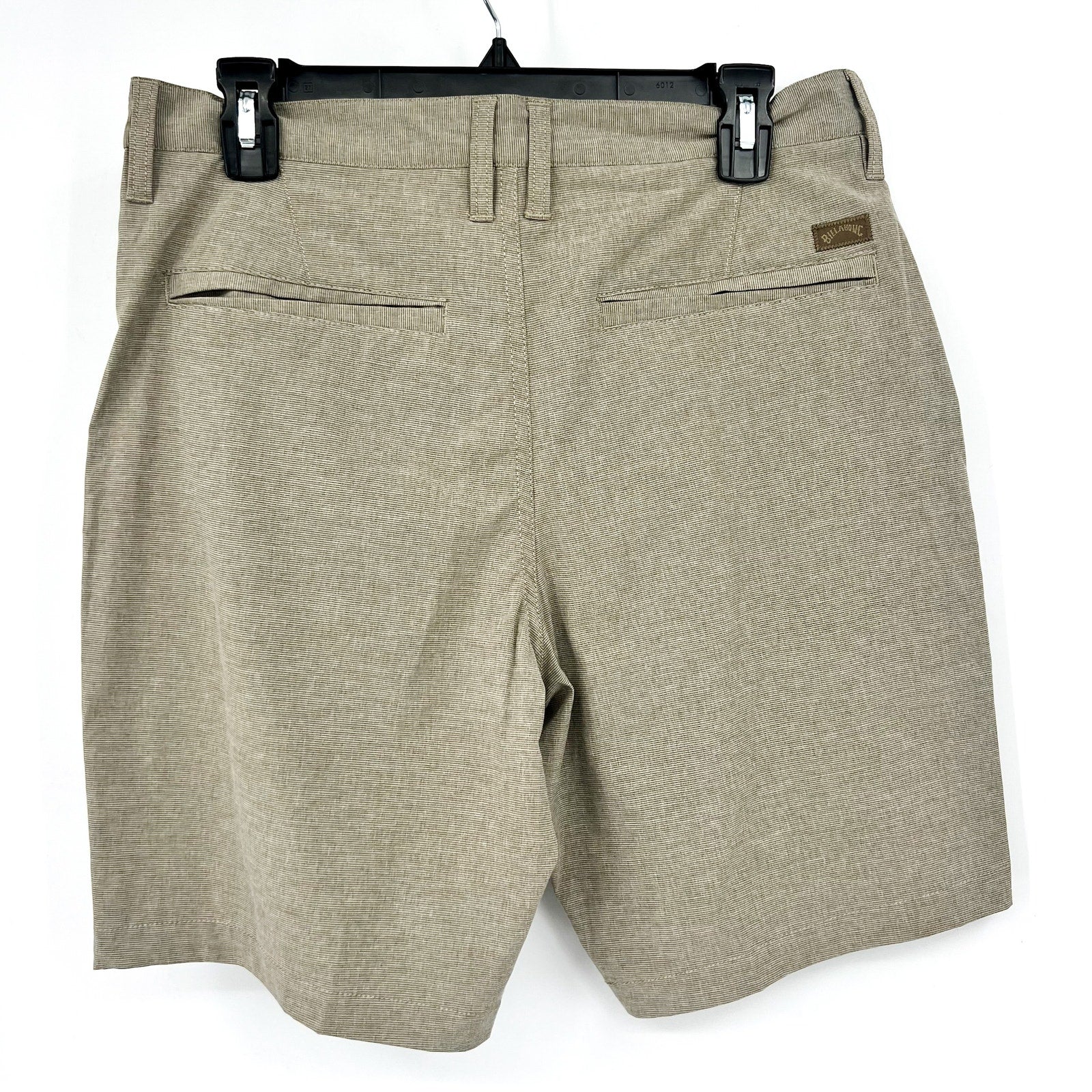 BILLABONG Men's Crossfire 19 Submersible Shorts Size 32 Khaki Flat Front NWT