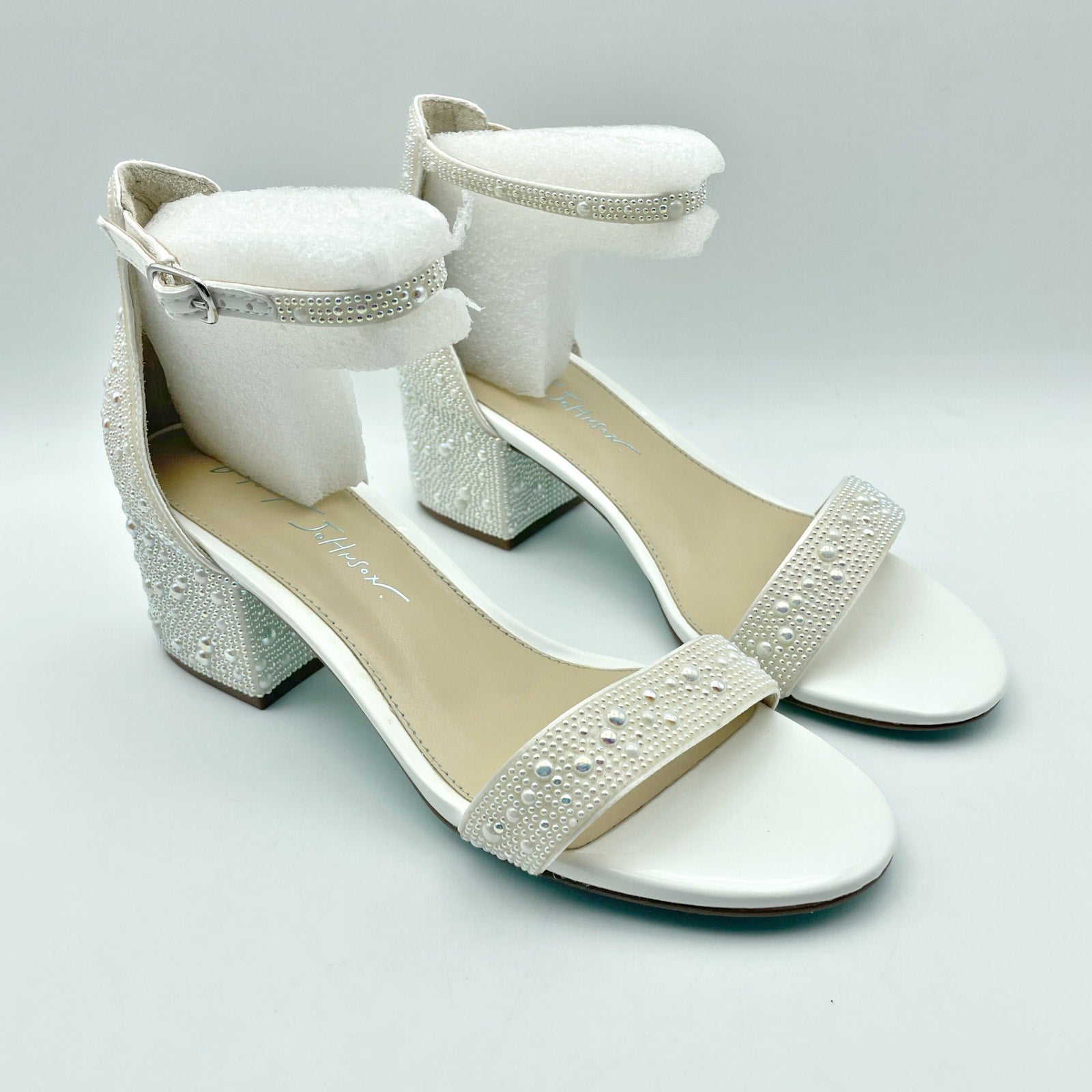 Betsey Johnson Womens Mari Heeled Sandals Size 6.5 EU 37 White Rhinestone NIB