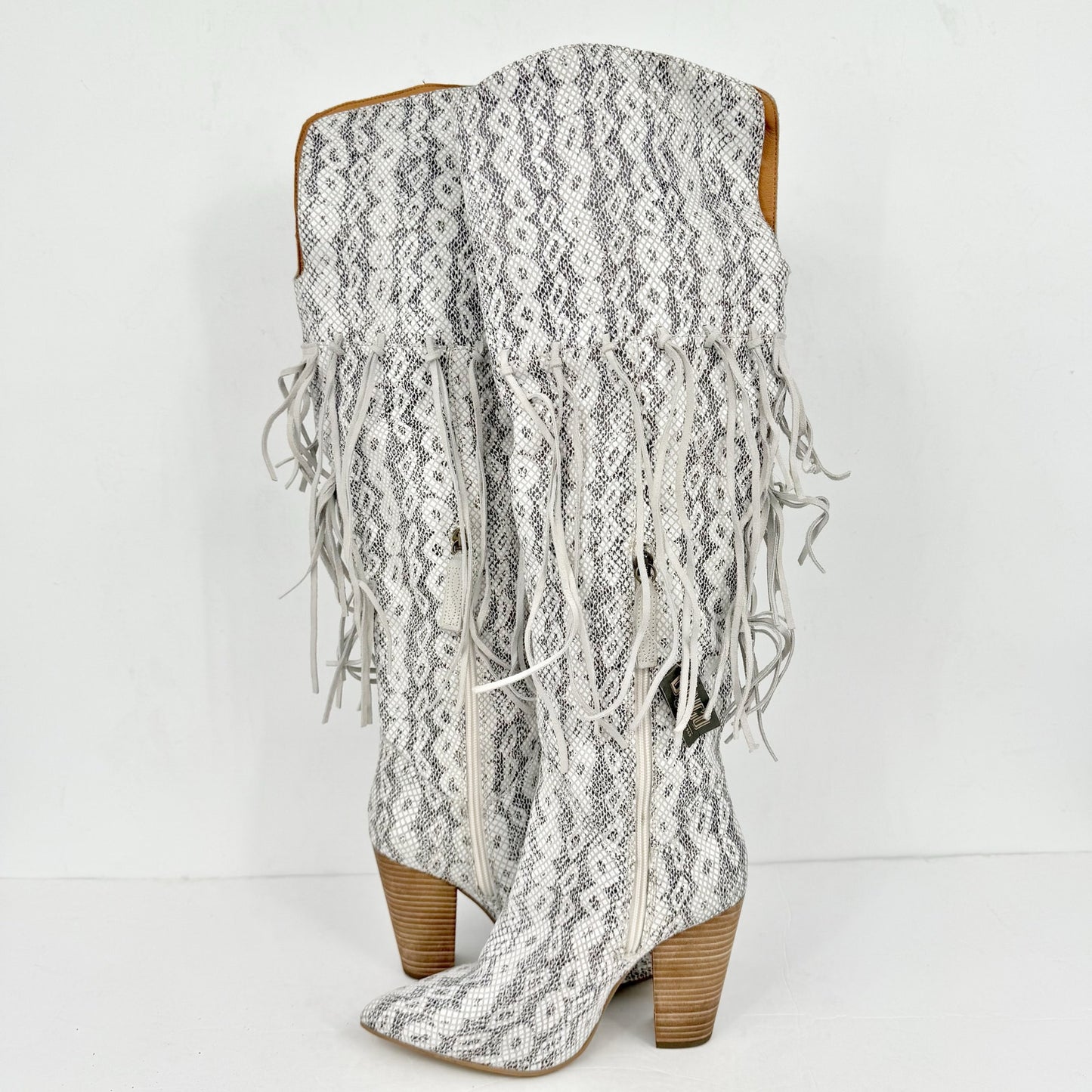 DINGO Womens Kitty Kat Fringe Snake Snip Toe Cowboy Boots US 8.5M White