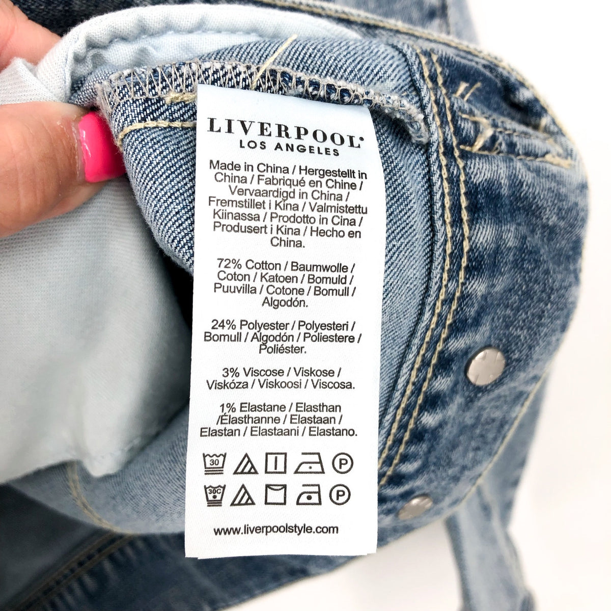 LIVERPOOL Women's Classic Trucker Jean Jacket Large Cabrillo Blue Denim NWT