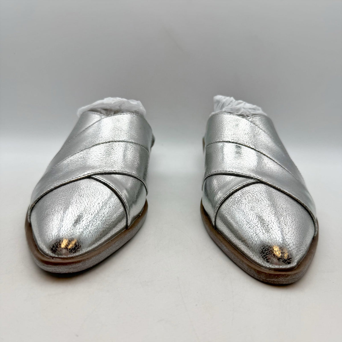 Blowfish Malibu Womens Hazel Mules Size 8.5 M Silver Vegan Leather Flats NIB