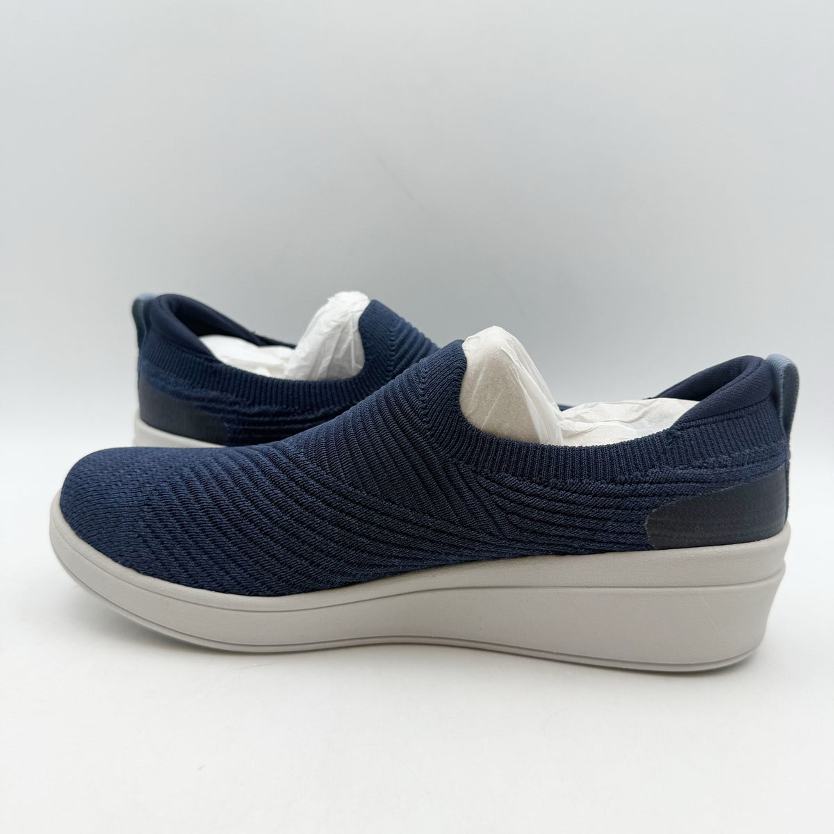 Ryka Womens Limitless Casual Sneakers Size 11 M Blue Slip On Lightweight NIB