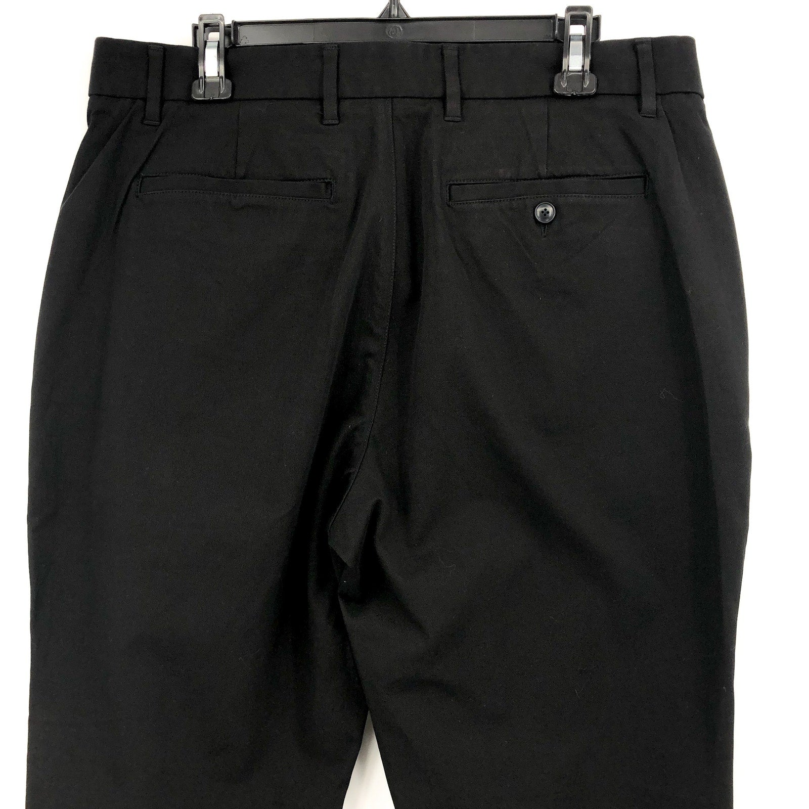 EVERLANE Uniform Mens Performance Chino Pants 33x28 Black Athletic Fit NWT
