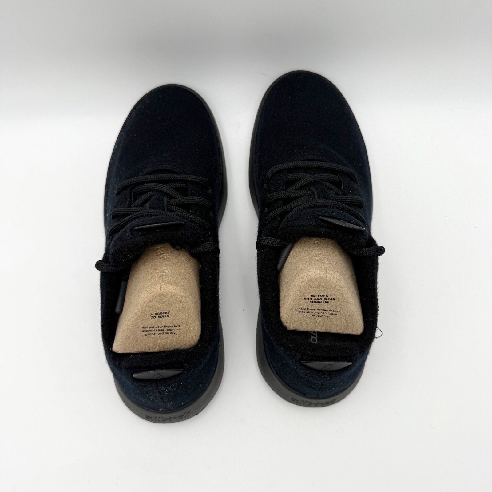 Allbirds Mens Wool Runner Mizzle Sneakers US 7 EU 39.5 Black Athletic NIB