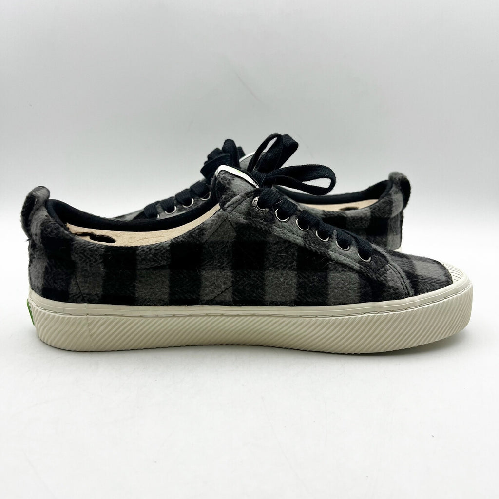Cariuma OCA Low Sneakers Men's 9 Women's 10.5 Black Grey Plaid NIB