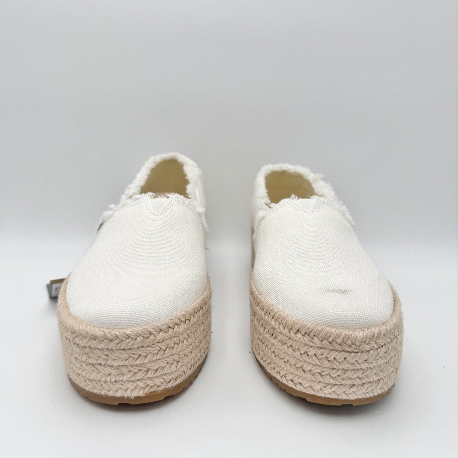 TOMS Womens Valencia Platform Slip On Shoes Size 7.5 White Canvas Casual NWOB