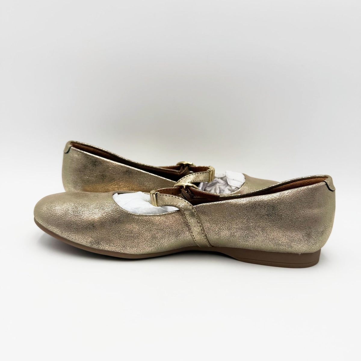 Eurosoft Womens Khloe Mary Jane Flats Size 6 Gold Metallic Buckle Strap NWOB