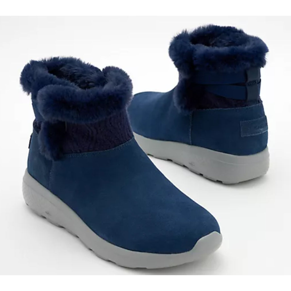 Skechers Womens On-the-GO City Boots 6 WIDE Navy Blue Water Repellent Suede NIB
