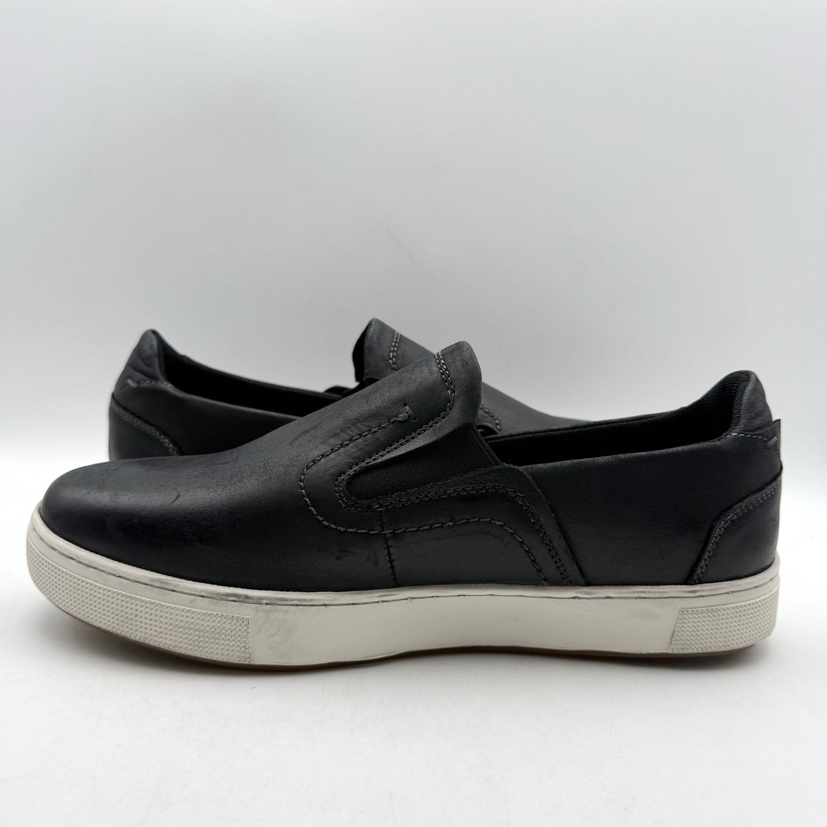 Propet Mens Kedrick Sneakers US 9.5 EEE Black White Leather Slip On NWOB