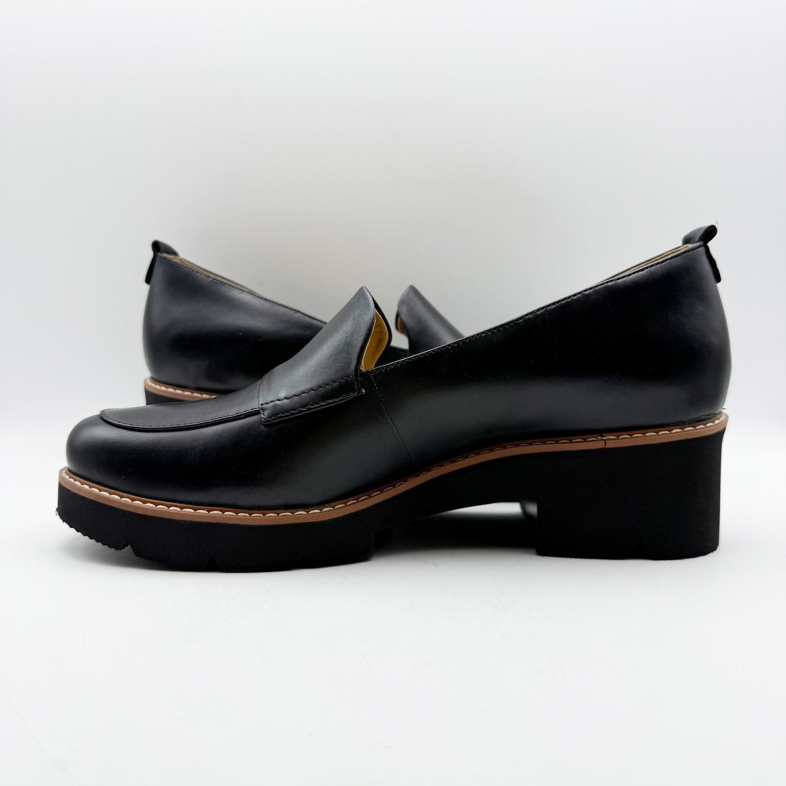 Naturalizer Womens Darry Lug Sole Loafers US 9.5 WW EU 40.5 Black Leather NIB
