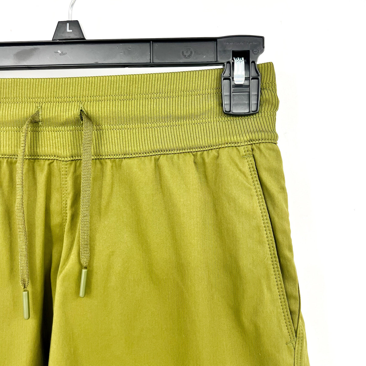 THE NORTH FACE Women's Aphrodite Motion Shorts XS Forest Olive Green NWT
