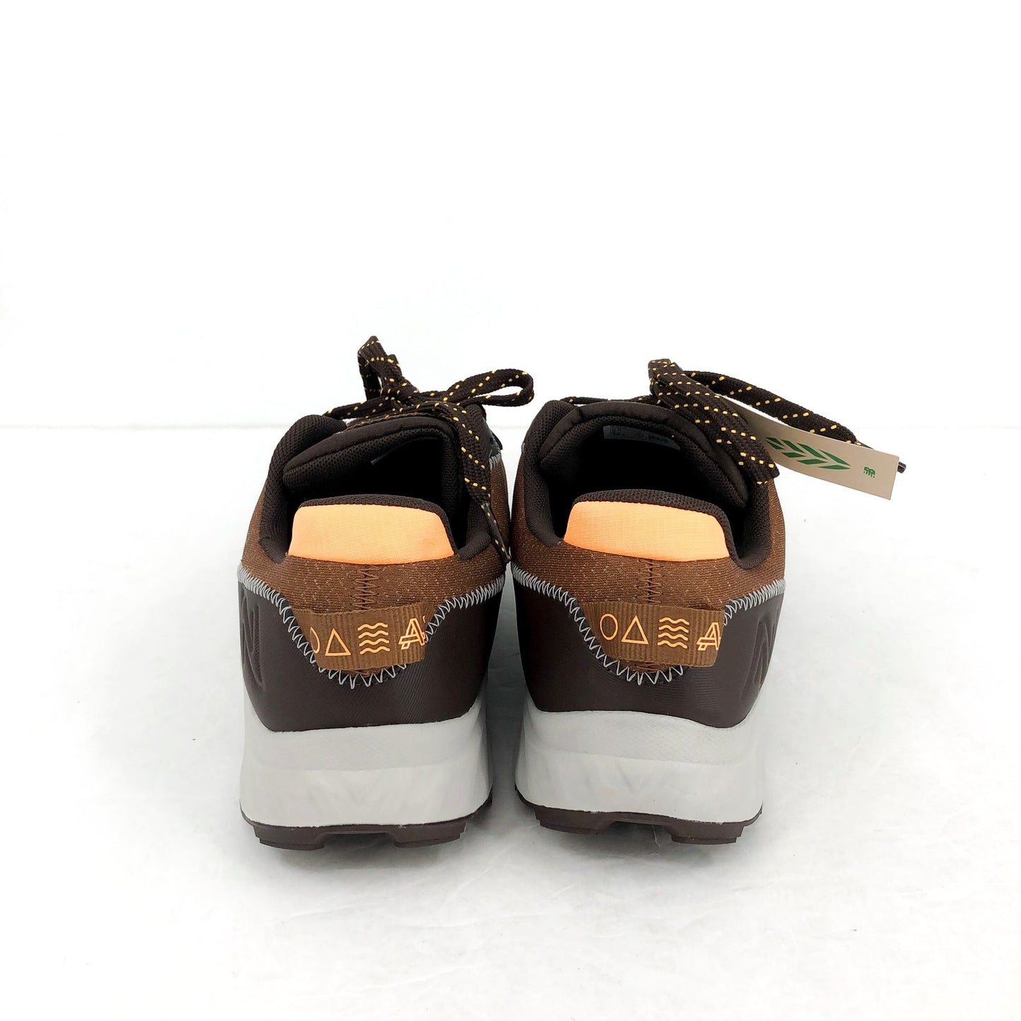 New Balance Mens FuelCell 2190 V1 Trail Running Sneakers US 8.5 Brown WP NIB