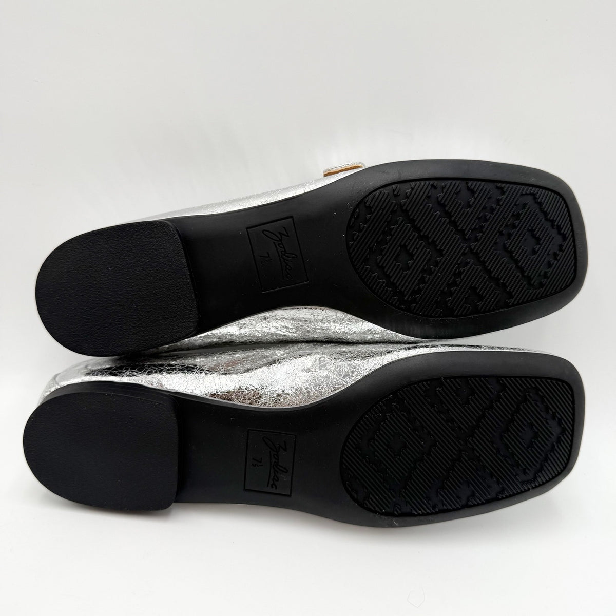 Zodiac Womens Indira Mary Jane Flats Size 7.5 M EU 38 Silver NIB