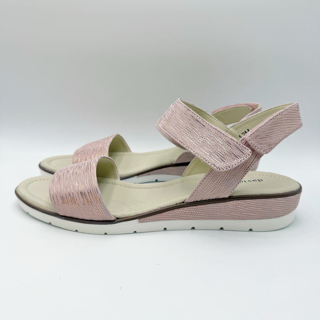 David Tate Womens Scala Sandals Size 12 M Pink Leather NWOB