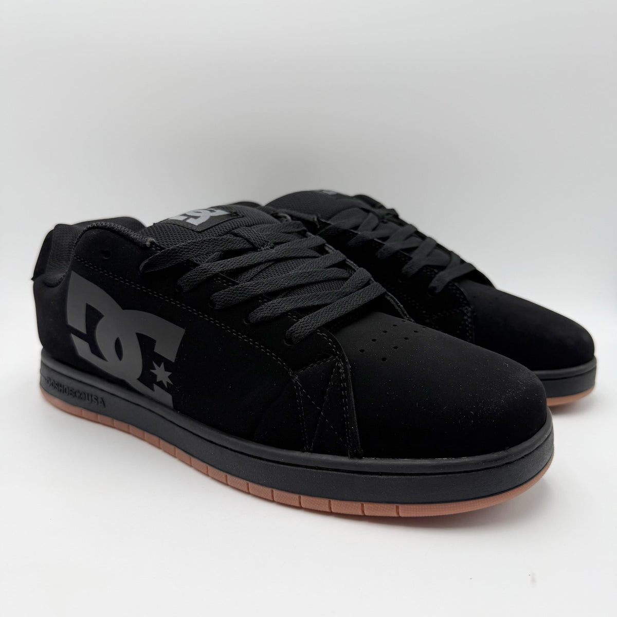 DC Mens Gaveler Low Top Skate Shoes Size 12.5 Black Casual Sneaker NWOB