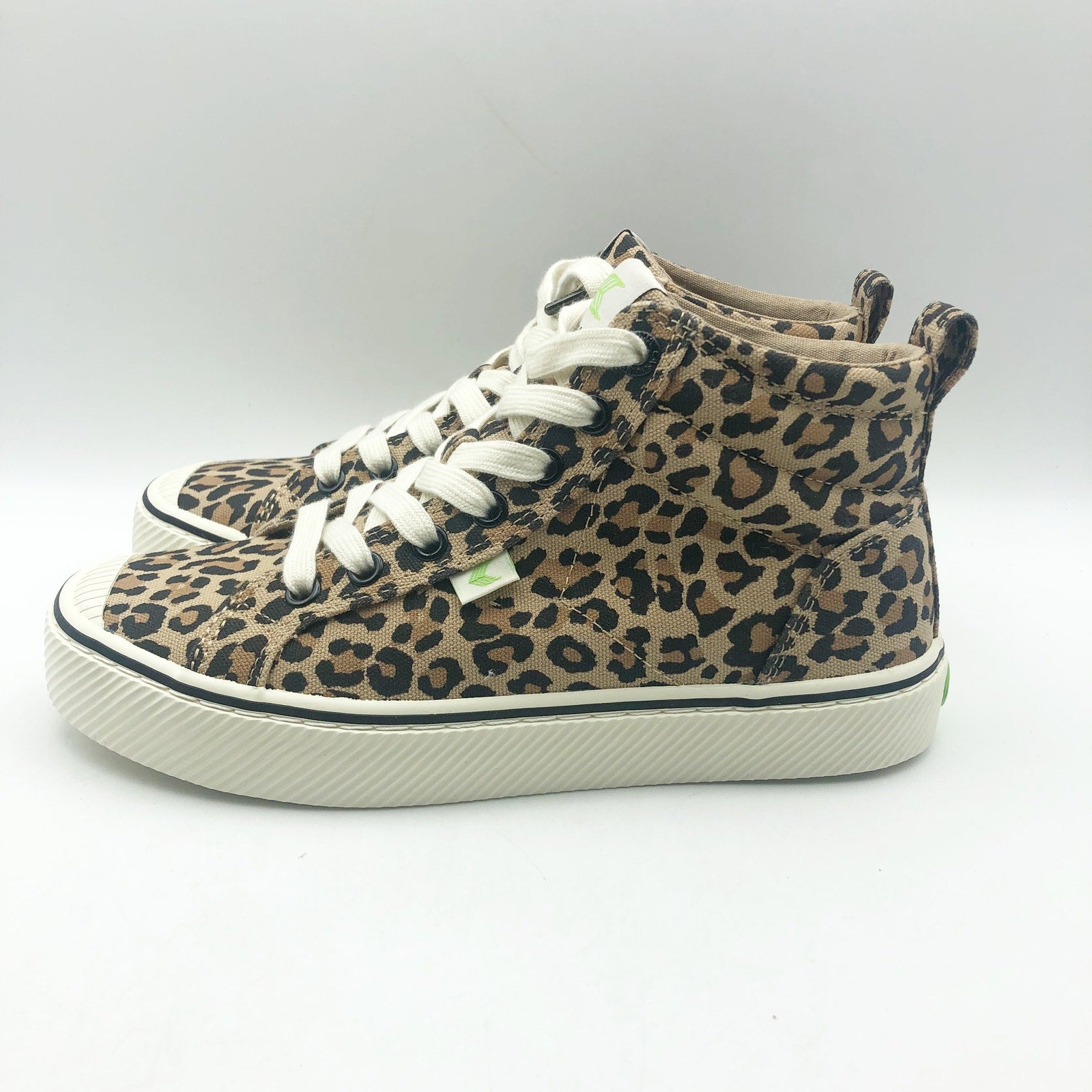 Cariuma Women's OCA High Stripe Sneaker Size 8.5 Tan Brown Leopard Canvas NIB