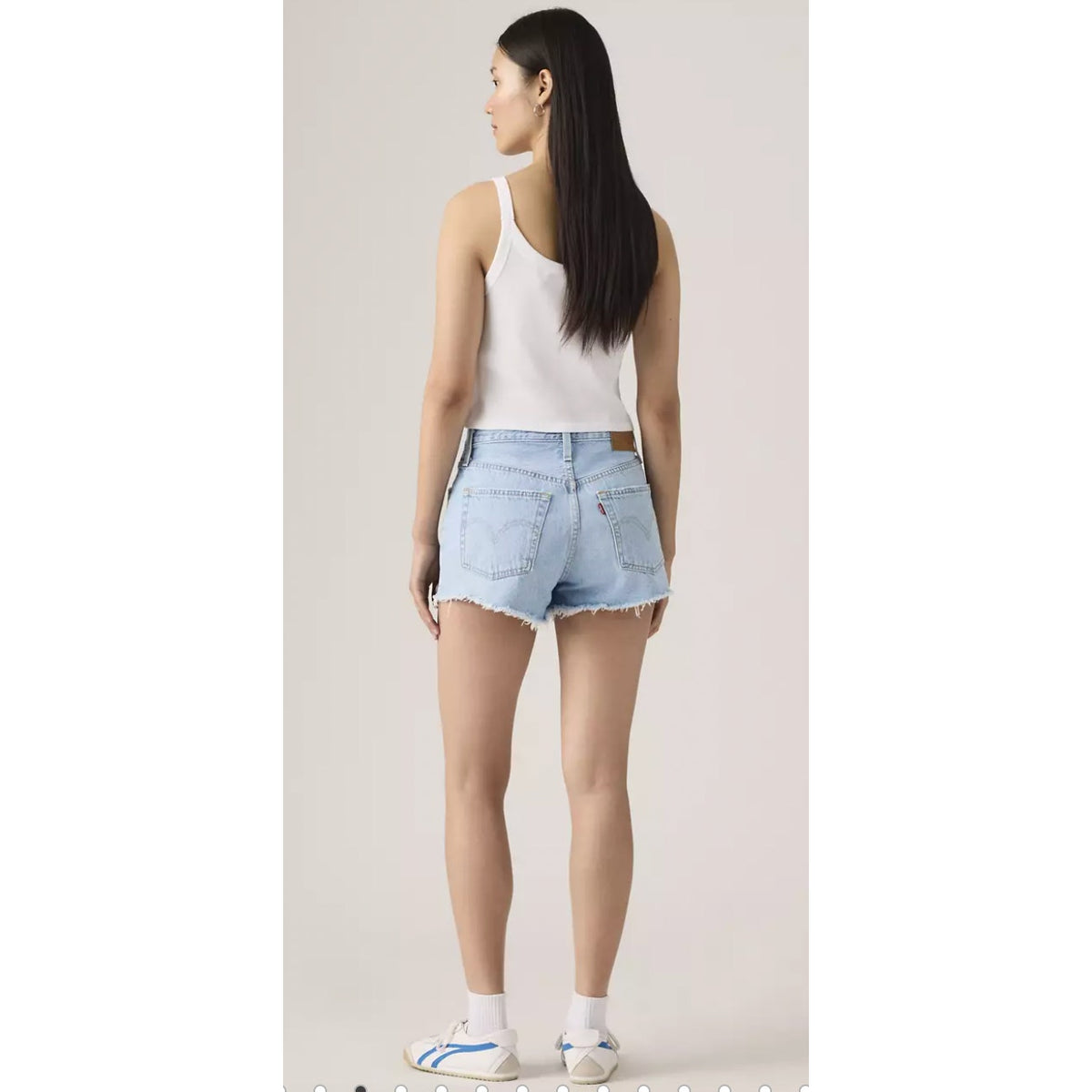 LEVI'S Womens 501 Original Fit Denim Shorts Size 28 US 6 Blue 56327-0086 NWT