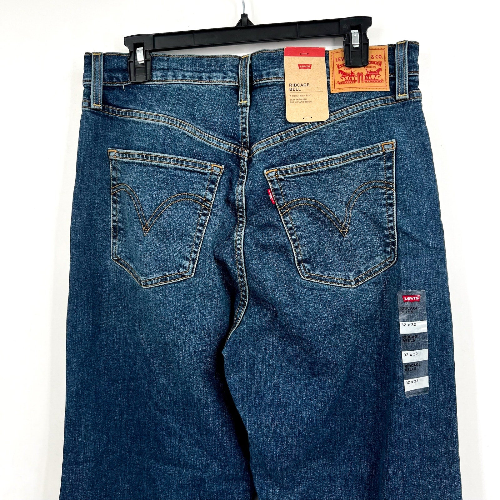 LEVI'S Womens Ribcage Bell Jeans 32x32 US 14 Blue New York Moment A75030002 NWT
