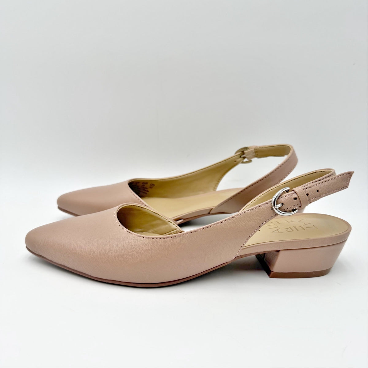 Naturalizer Womens Banks Slingback Heels Size 5 Opal Beige Leather NWOB