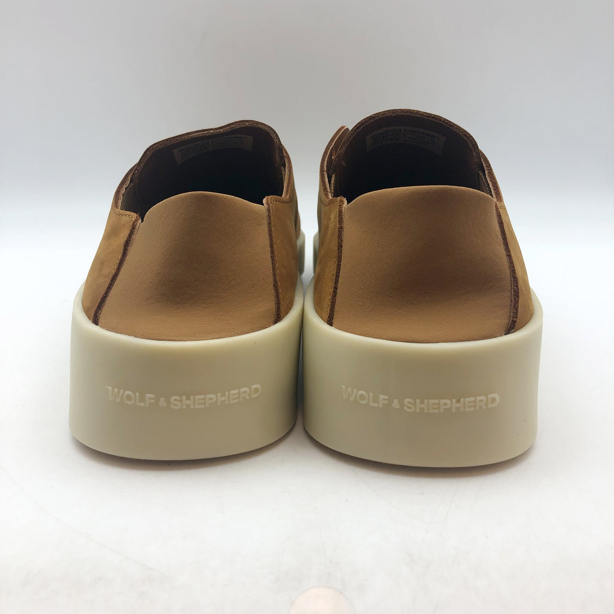 Wolf & Shepherd Mens 7.5 Womens 9 Cruise Ace Slip On Sneakers Tan Leather NIB