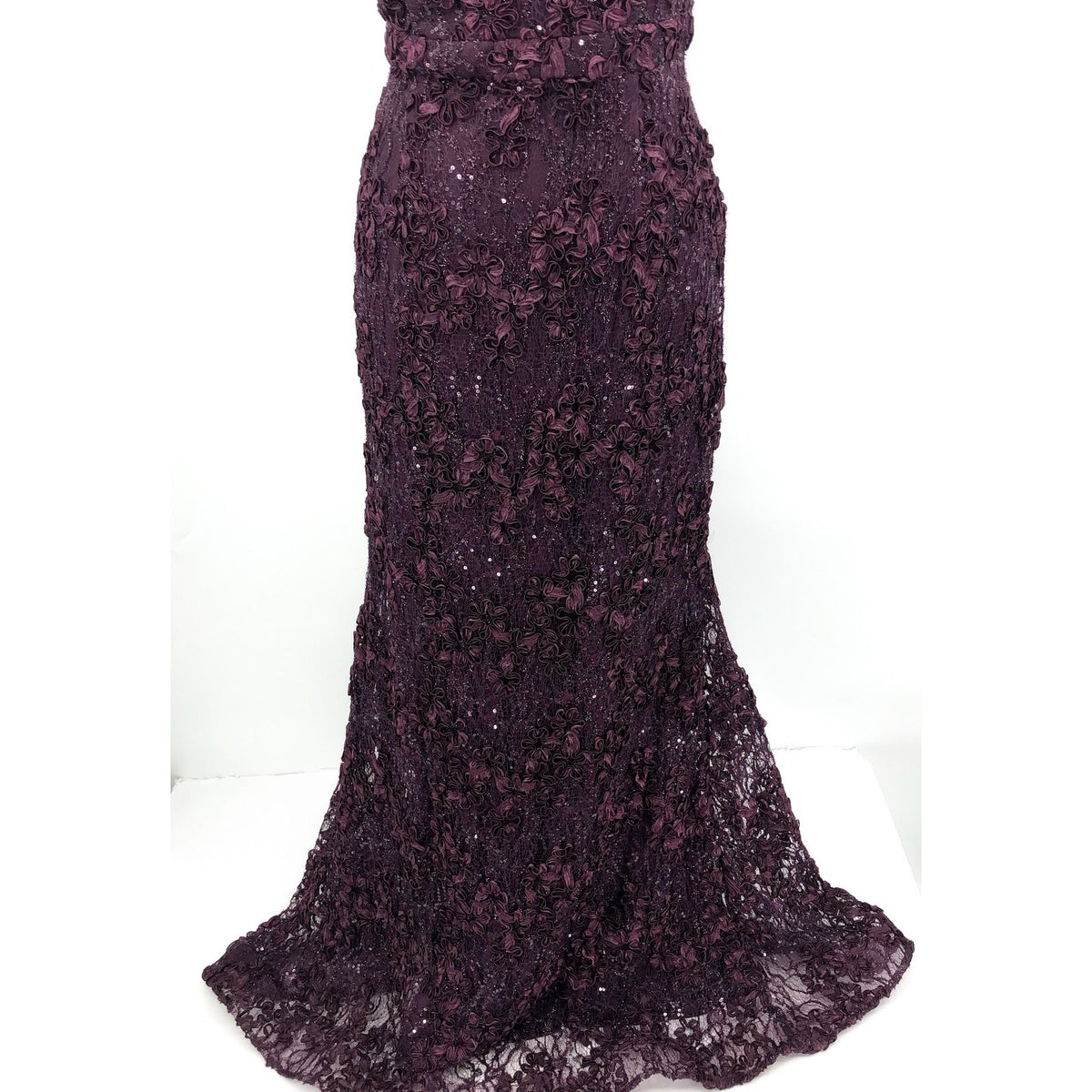 XSCAPE Jill Embroidered Lace Gown Size 12 Purple Off The Shoulder 4618X NWT