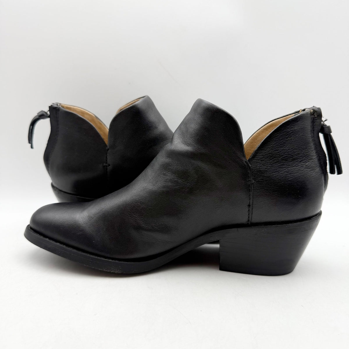 Sofft Womens Angelica Ankle Booties Size 11 Black Leather Waterproof NWOB