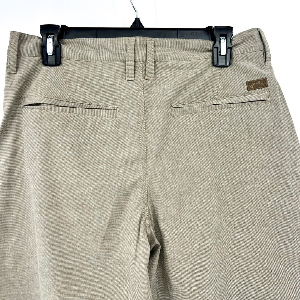 BILLABONG Men's Crossfire 19 Submersible Shorts Size 32 Khaki Flat Front NWT