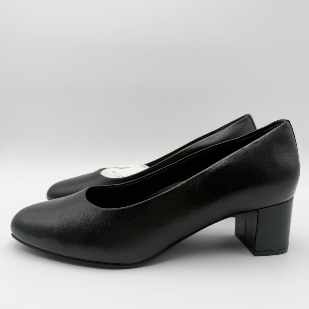 Trotters Womens Daria Pumps Size 9 WW Black Leather Heels NIB