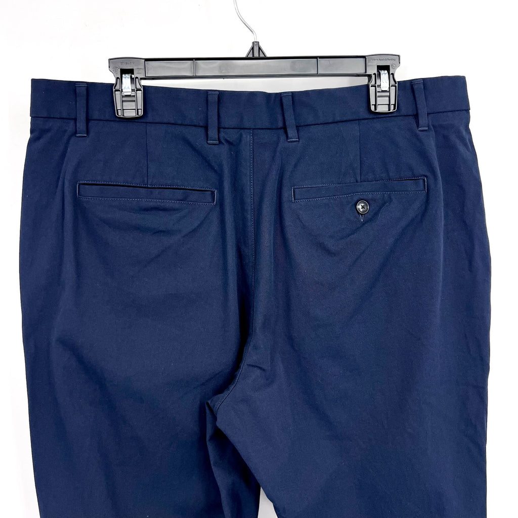 EVERLANE Uniform Mens Performance Chino Pants 34x30 Navy Blue Athletic Fit NWT