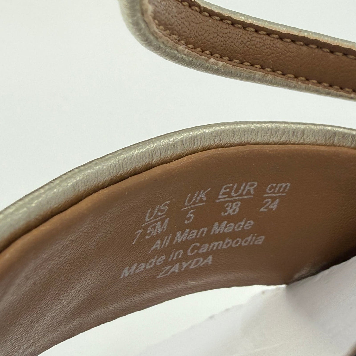 Naturalizer Womens Zayda Platform Sandals Size 7.5 EU 38 Gold Champagne NIB