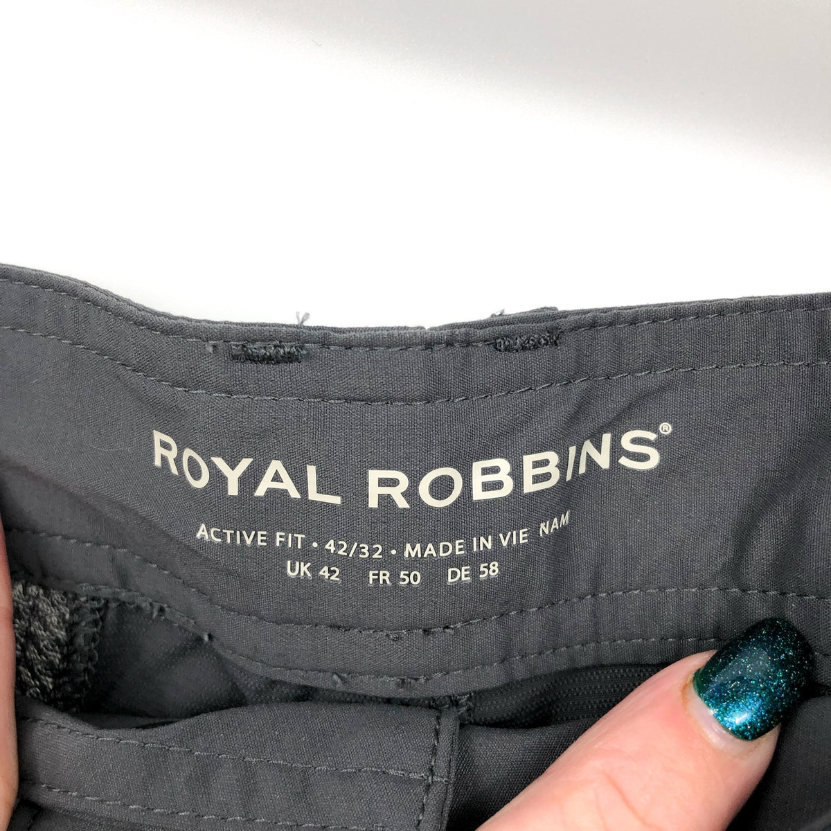 ROYAL ROBBINS Men's Active Traveler Stretch Pants 42x32 Grey Asphalt NWT