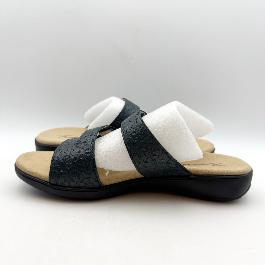 Trotters Womens Rose Tool Sandals Size 9.5 Wide Navy Blue Leather NIB