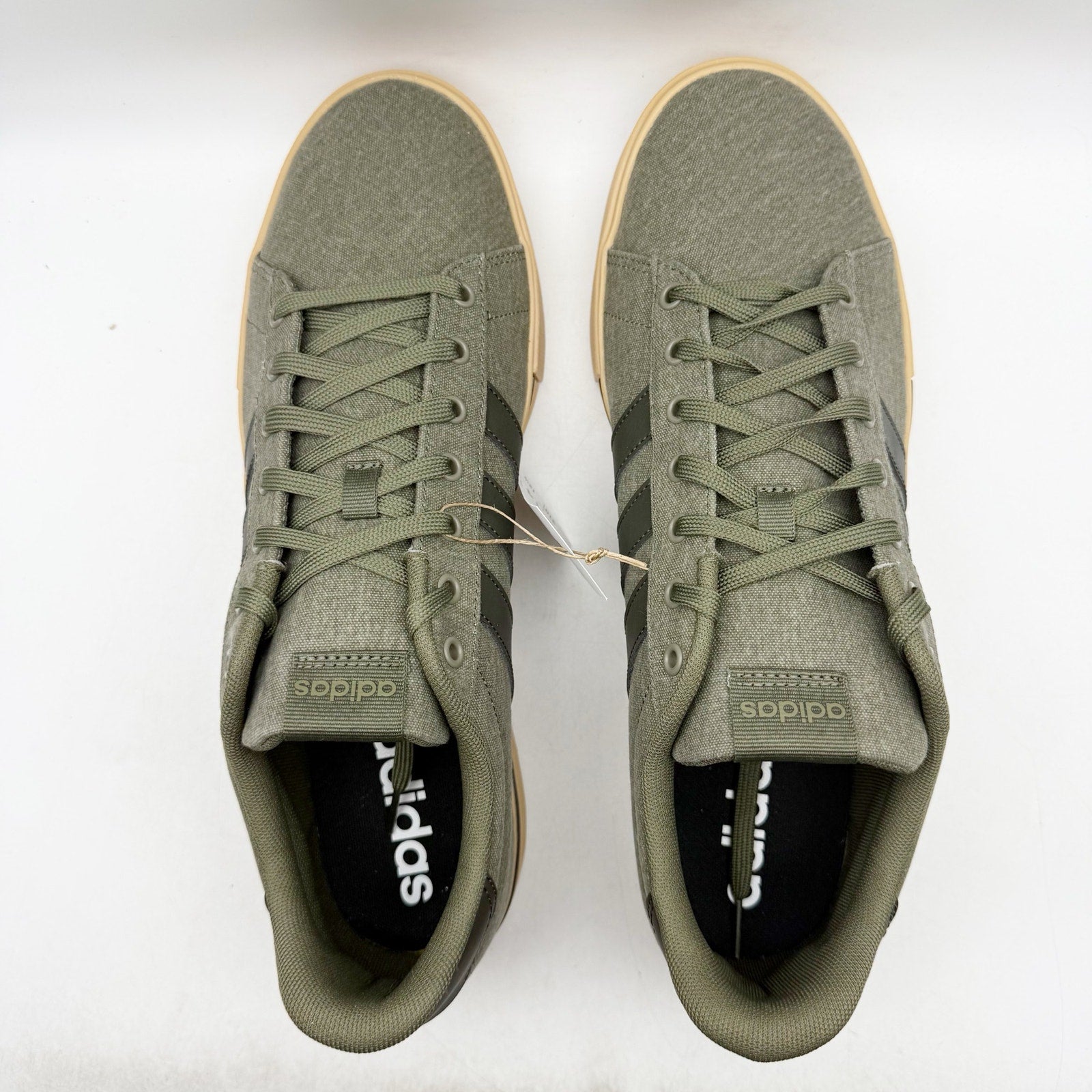 Adidas Mens Daily 4.0 Casual Sneakers US 13 Olive Green Gum NIB