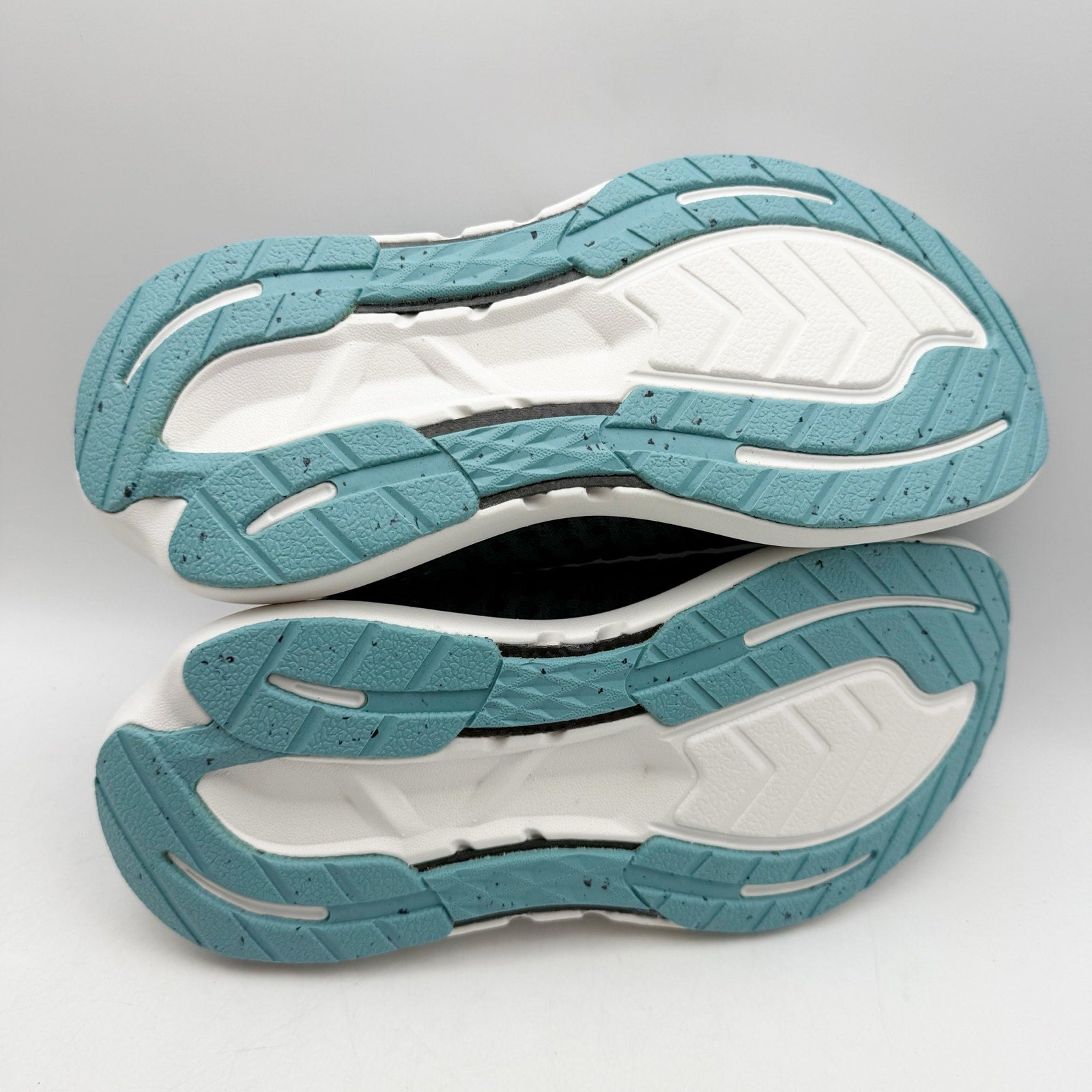 Rabbit Womens Dream Chaser Running Shoes US 9 Blue Green Balsam Athletic NIB