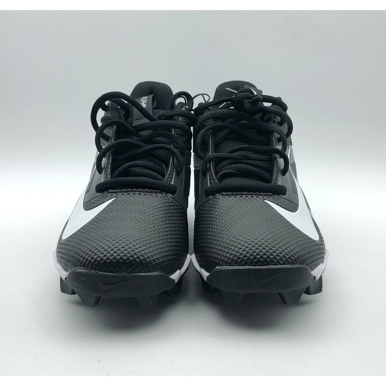 Nike Kids Alpha Menace 4 Shark Football Cleats Size 4 Black Grey White NWOB