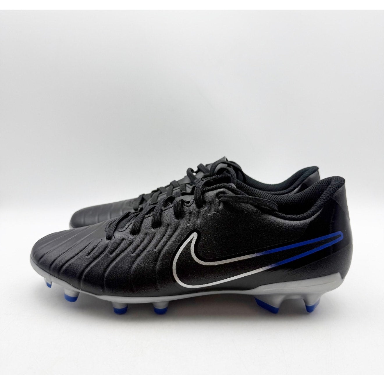Nike Tiempo Legend 10 Club MG Soccer Cleats Mens 6.5 Womens 8 DV4344 BLACK NWOB