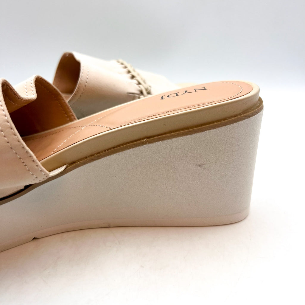 NYDJ Women's Rory Wedge Sandals Size 10M White Beige Leather Slip On NWOB