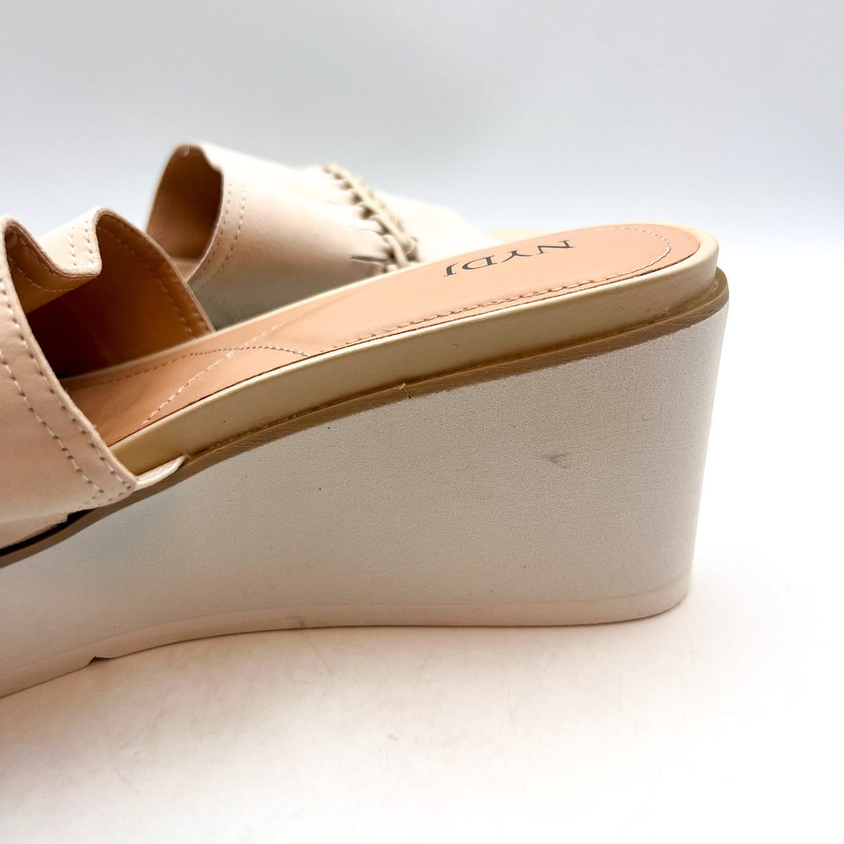 NYDJ Women's Rory Wedge Sandals Size 10M White Beige Leather Slip On NWOB