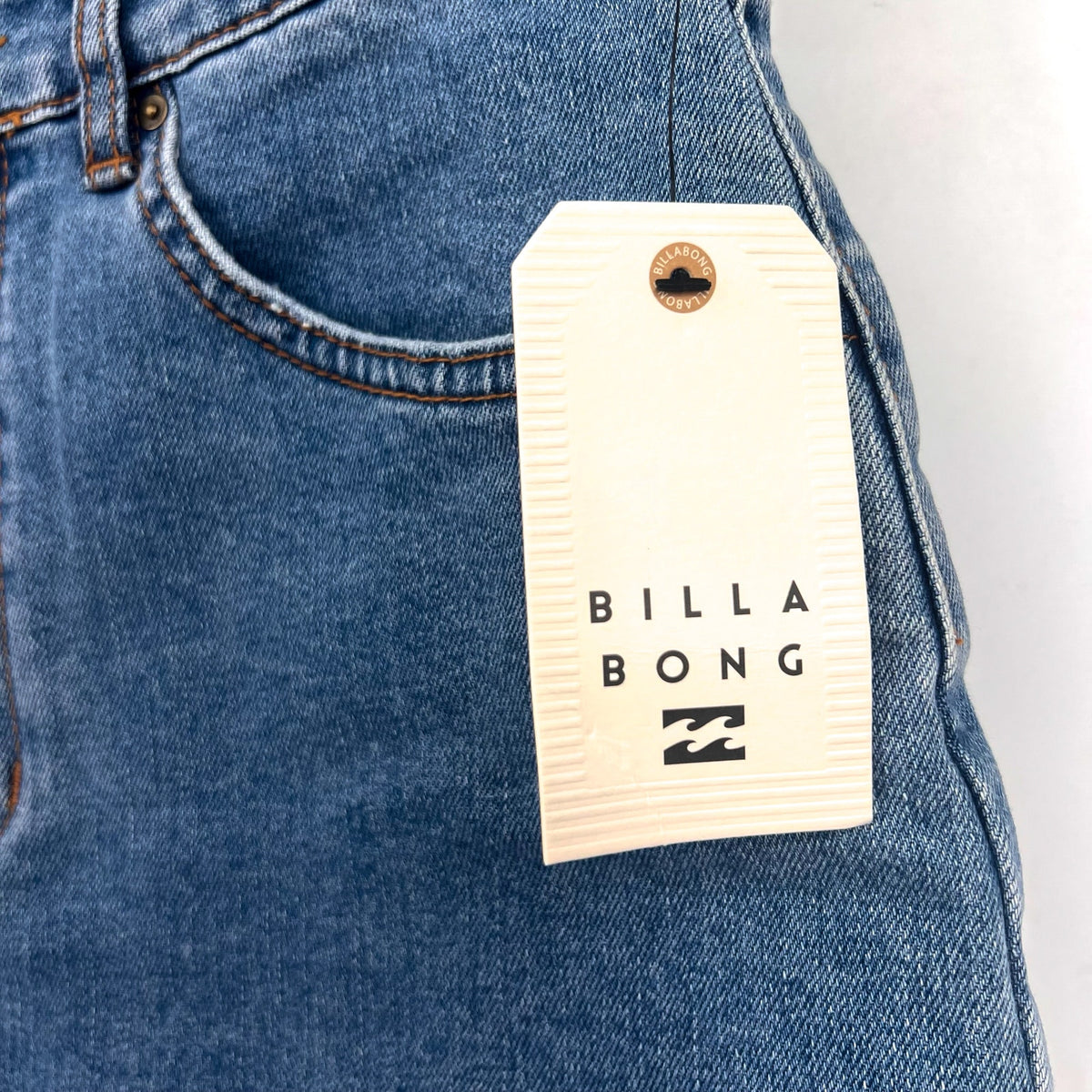 BILLABONG Women's So Cheeky Cut-Off Denim Shorts Size 28 US 6 Blue Jeans NWT