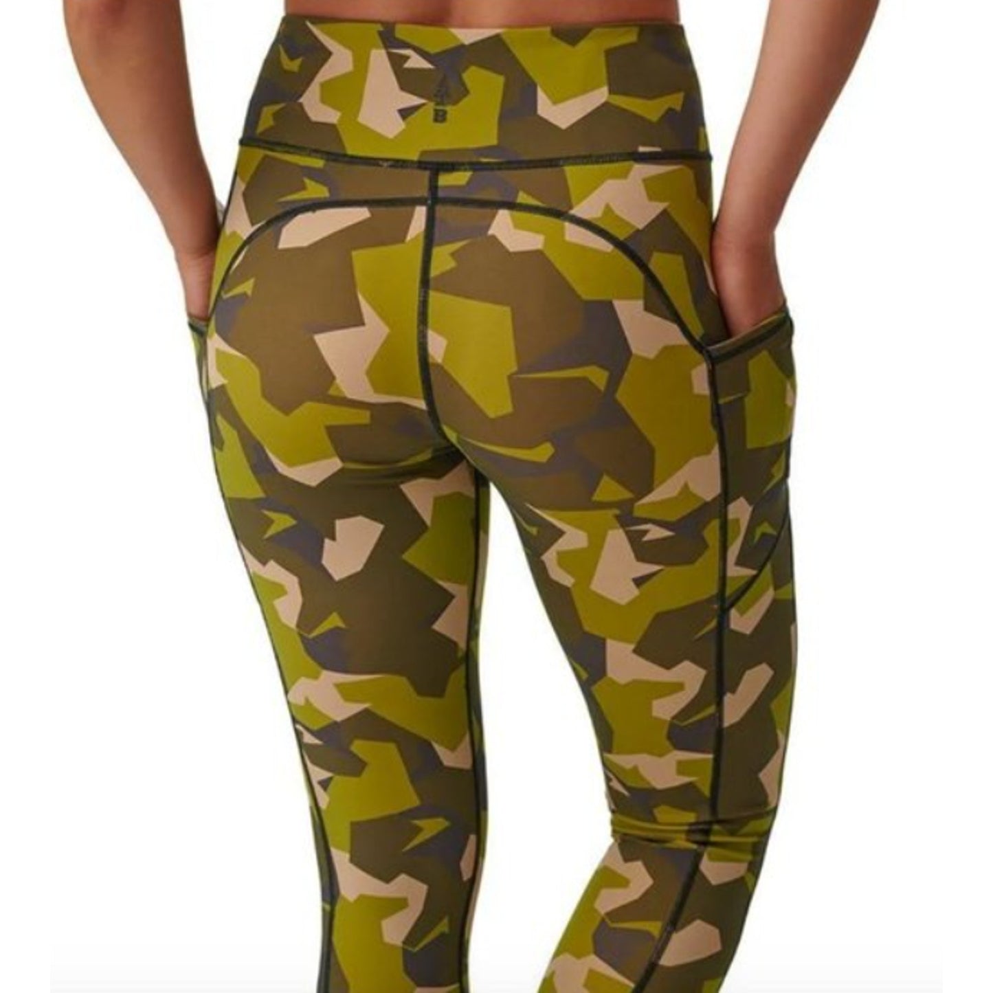 BASS OUTDOOR Women's Rover 7/8 Leggings Green Camo LARGE